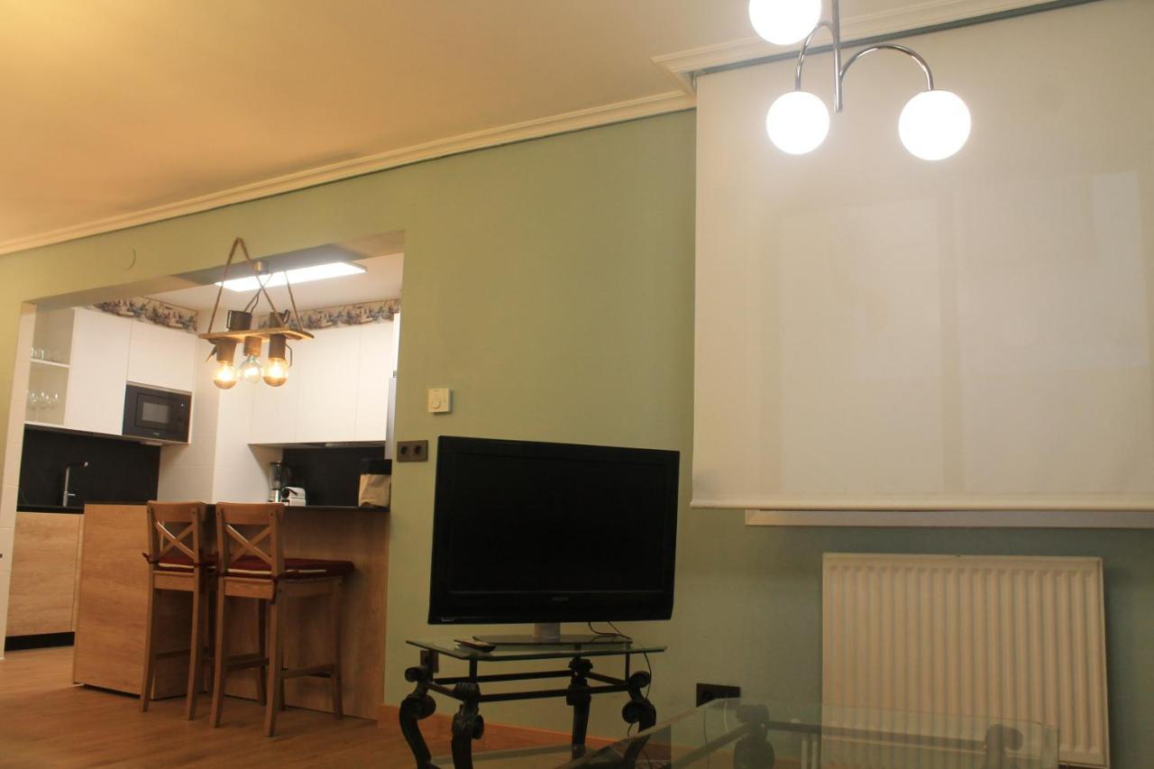Apartamento Pamplona Comfort Екстериор снимка