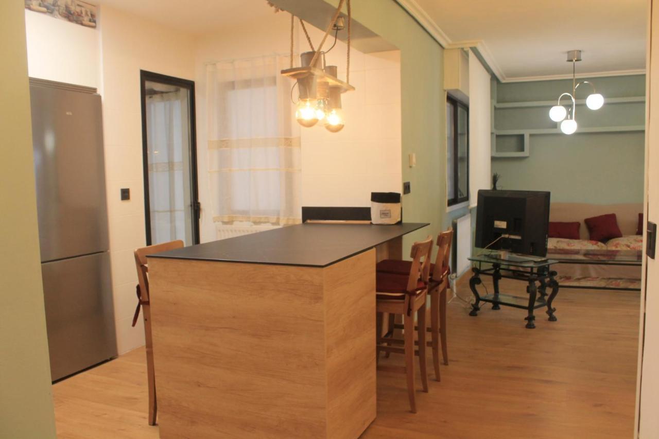 Apartamento Pamplona Comfort Екстериор снимка
